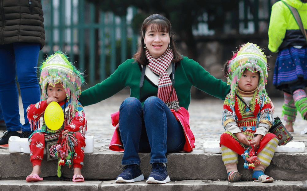 Experience the best trekking in Sapa with knowledgeable ethnic minority guides who share traditional stories, and intimate knowledge of mountain trails (Source: Pexels)